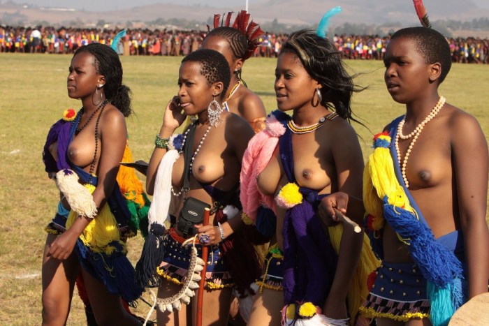 Naked African girls