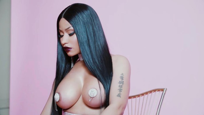 Nicky Minage Naked Tits