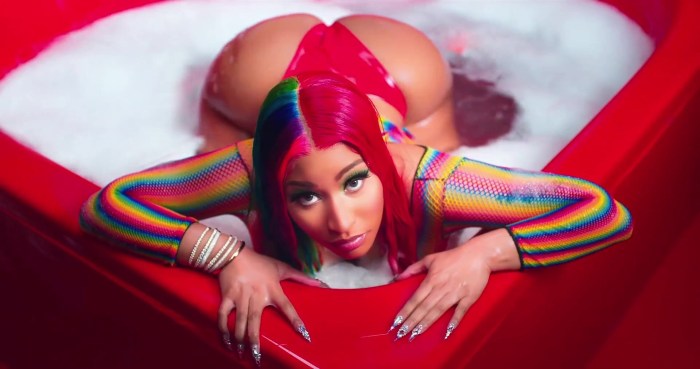 Naked Nicky Minage Vagina