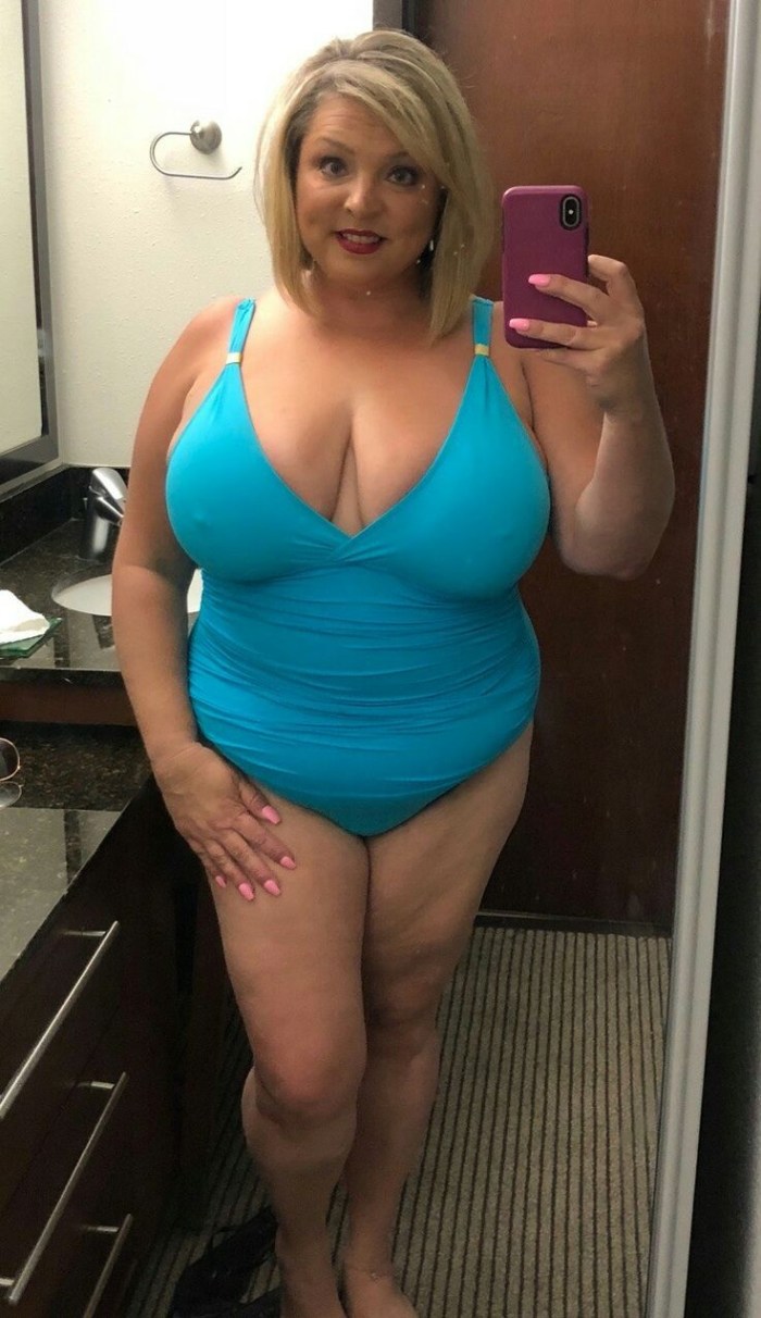Big homemade Chubby Mom