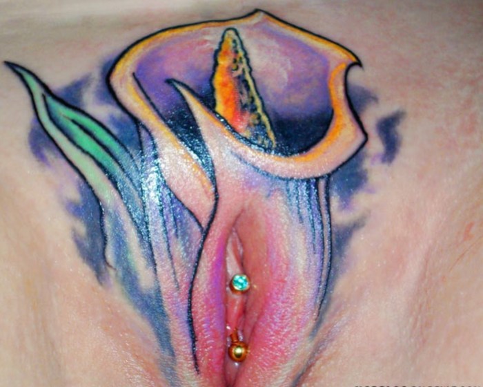 Tattoo in intimate places women