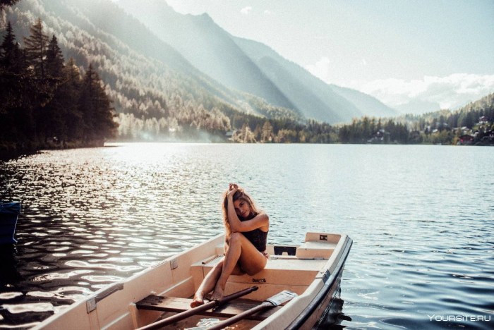 Girl in a boat on the lake