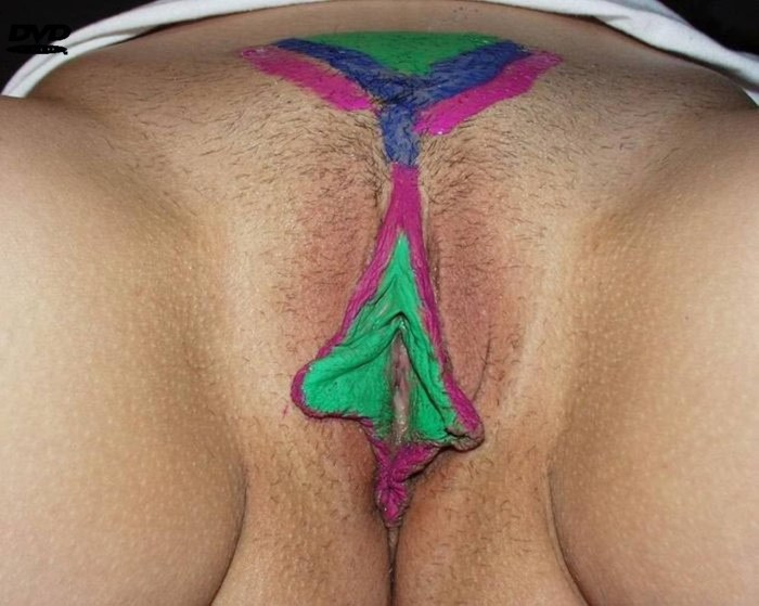 Dyed hair on the vagina