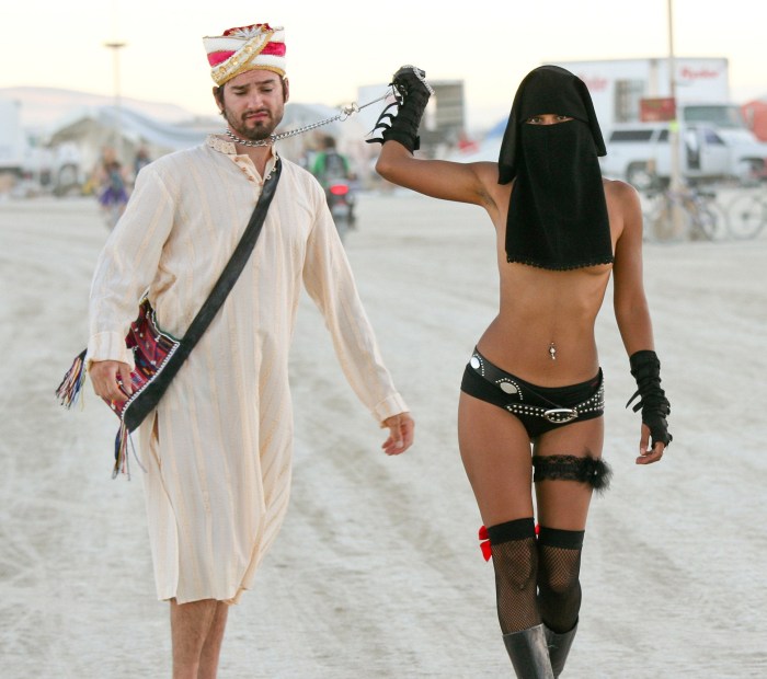 Girl in Paransge with her husband