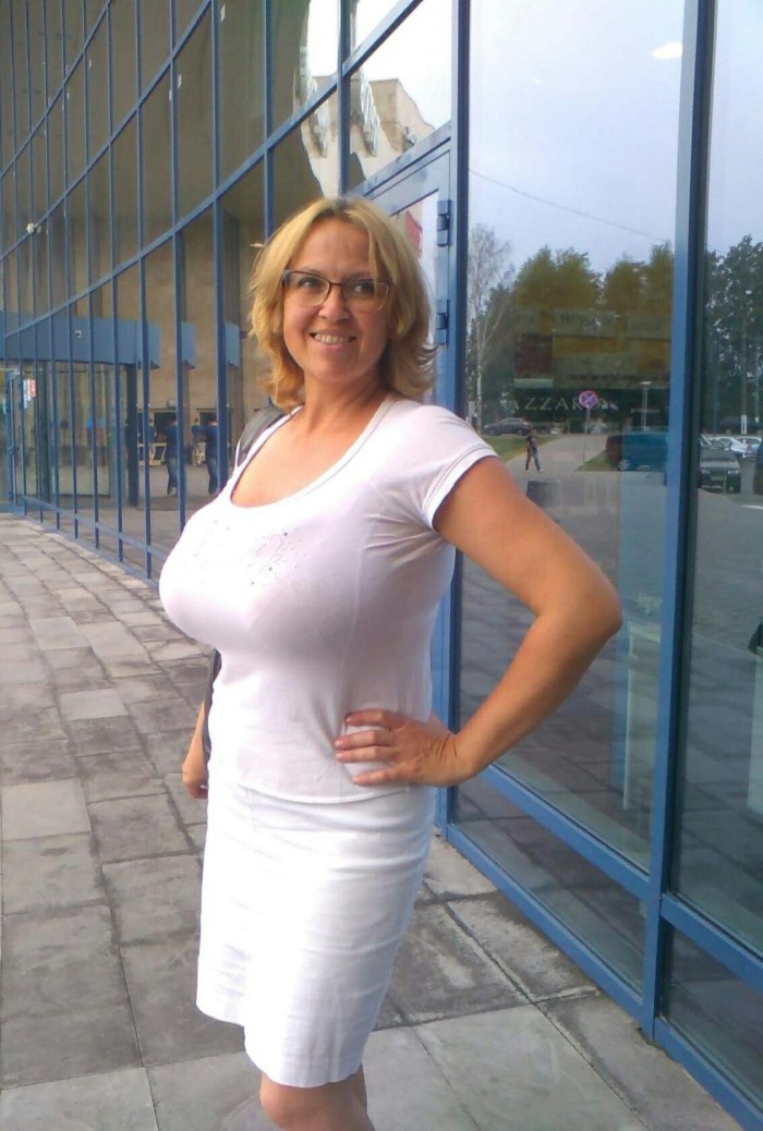 Women for 50 without a bodice