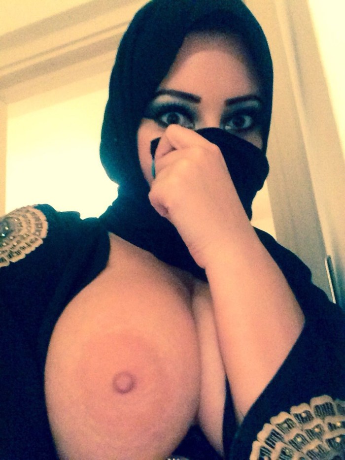 Aliya Hadid in a hijab ASS