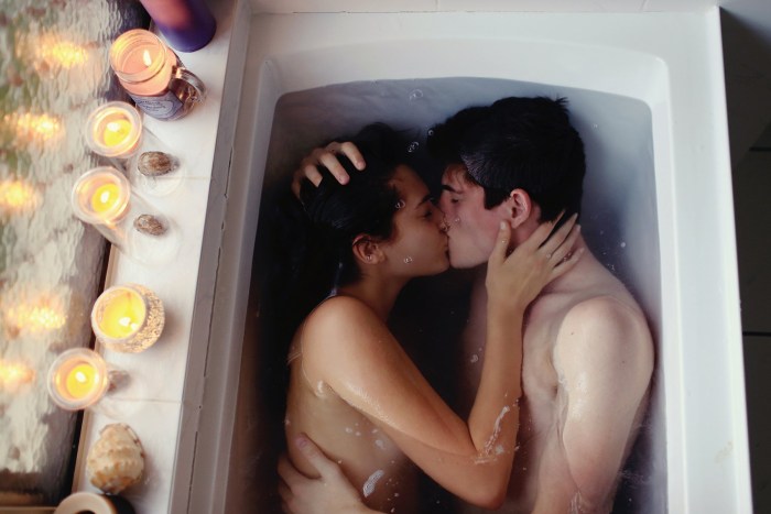 Guy and kopecks in the bath