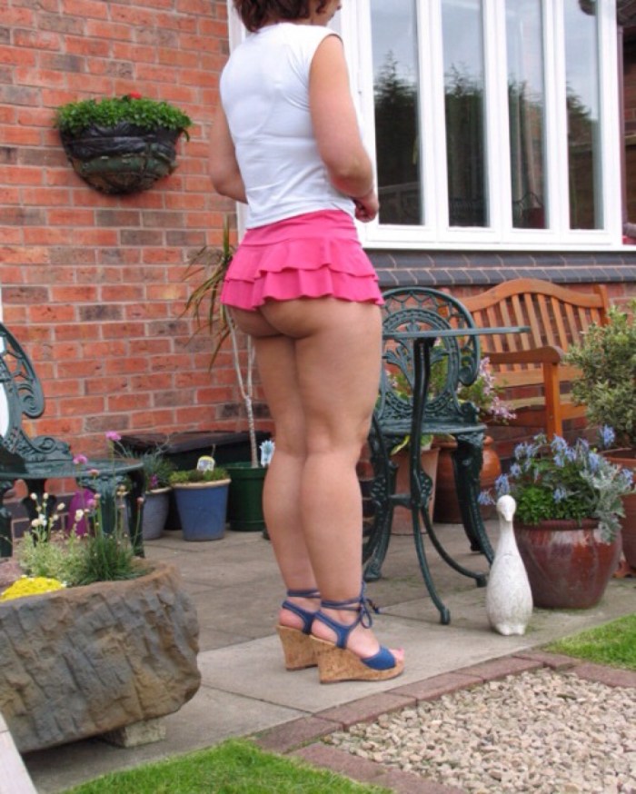 Mature women without panties
