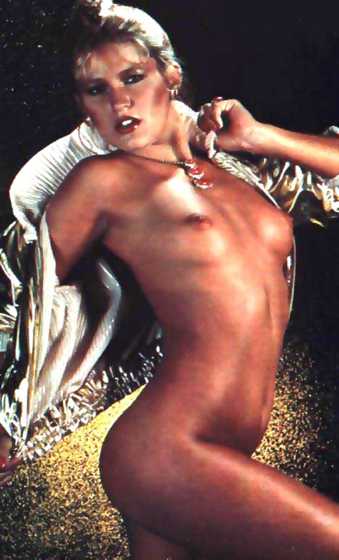 Naked Linda Blair / Linda Blair