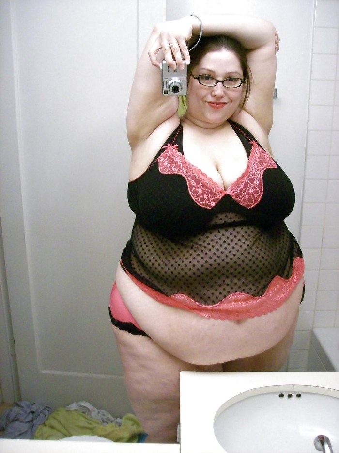 Scary thick aunts