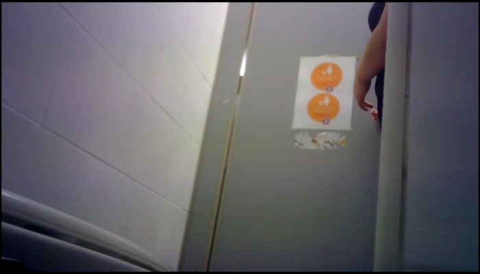 Pissing of beautiful girls