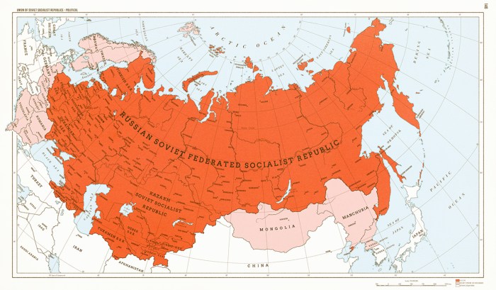 Alternative collapse of the USSR map