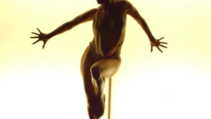 Women with beautiful legs after 40