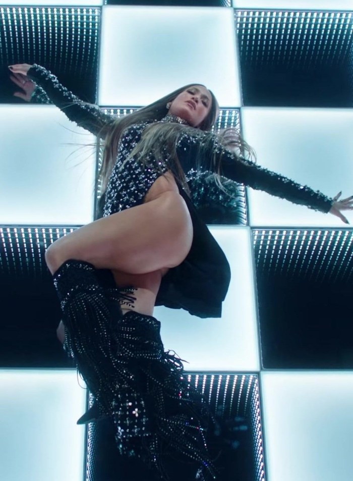 Jennifer Lopez naked dress