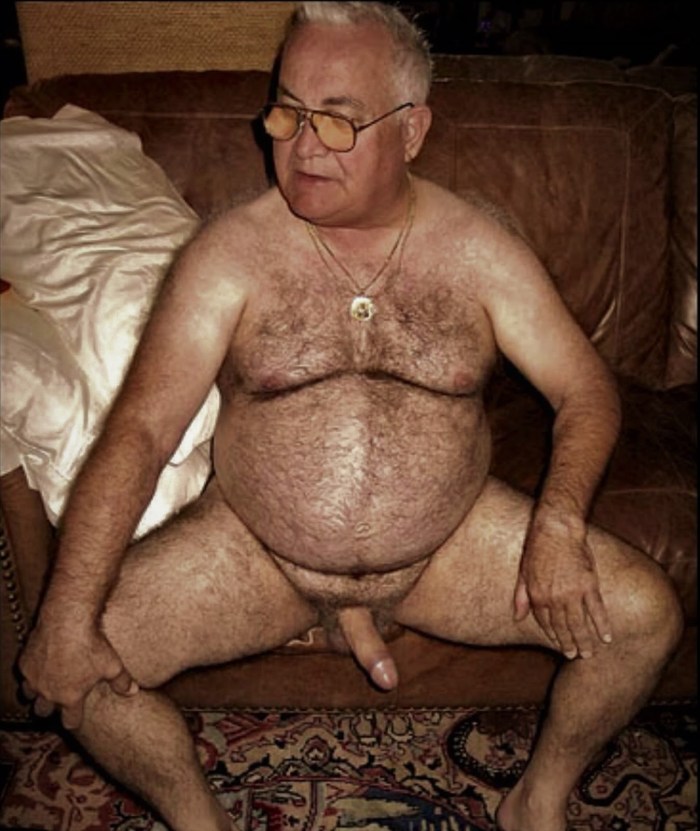 Japanese Skinny Old Grandpa Nackte Showering Builder