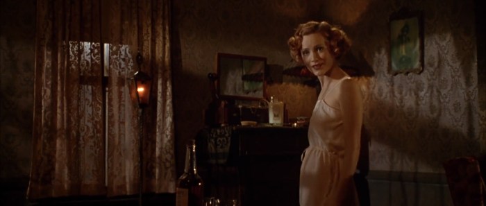 Leslie Mann Hero Loner