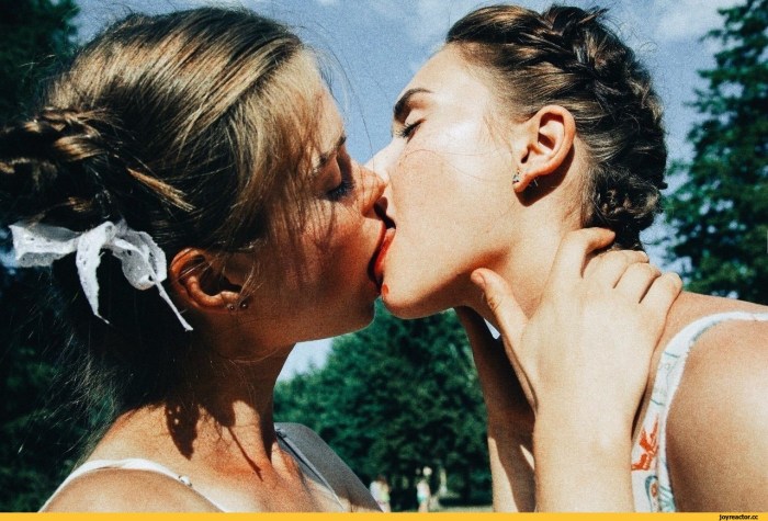 A kiss between women