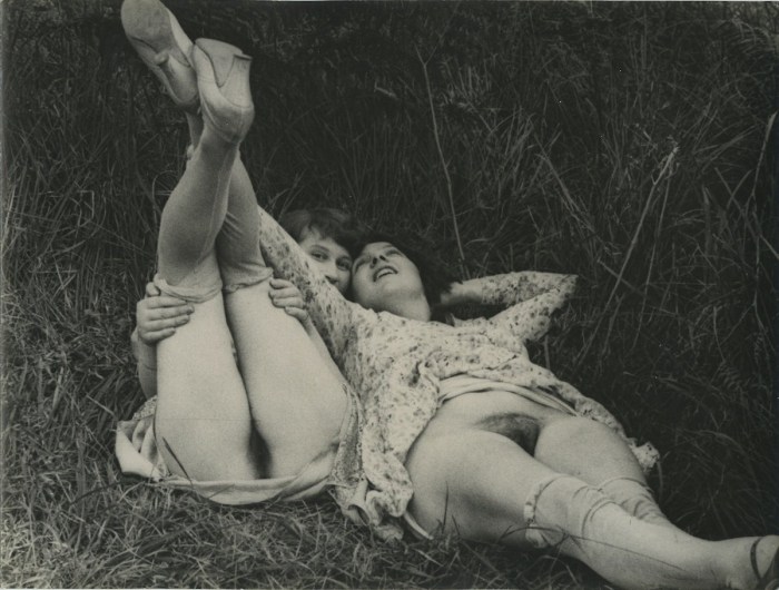Several naked women retro