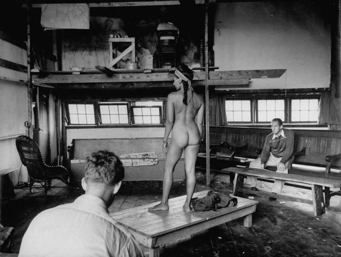 Naked women retro anal