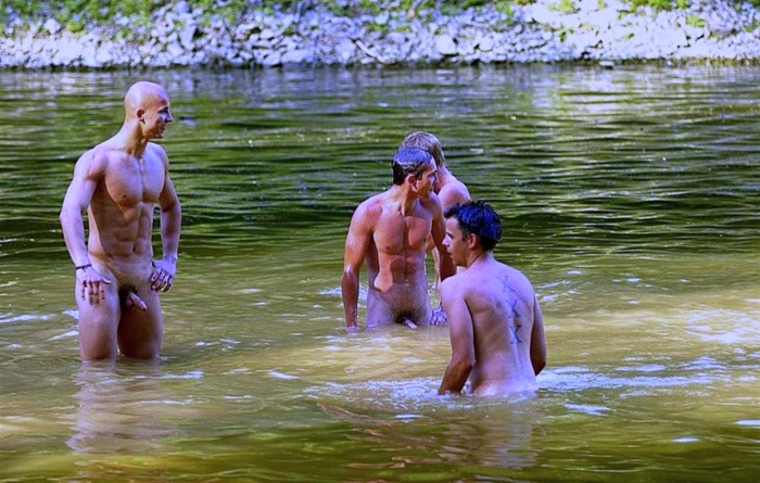 Guys swim without panties