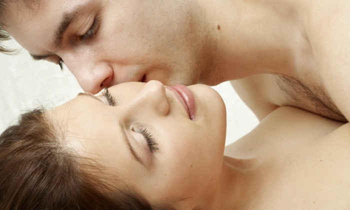 French kiss in bed