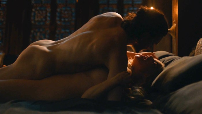 Emilia Clark Game of Thrones Sex