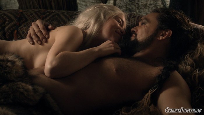 Erotic Emilia Clark in the Game of Thrones