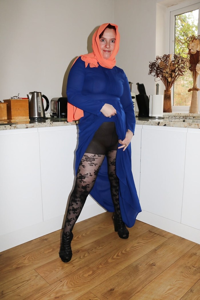 Erotic amateur in pantyhose