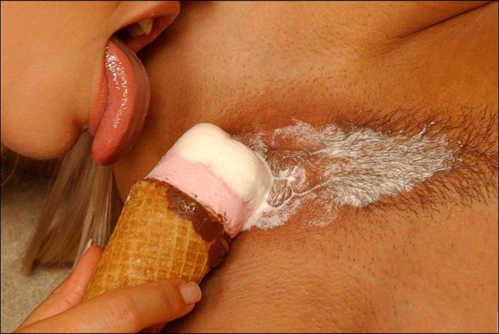 Put ice cream in pussy