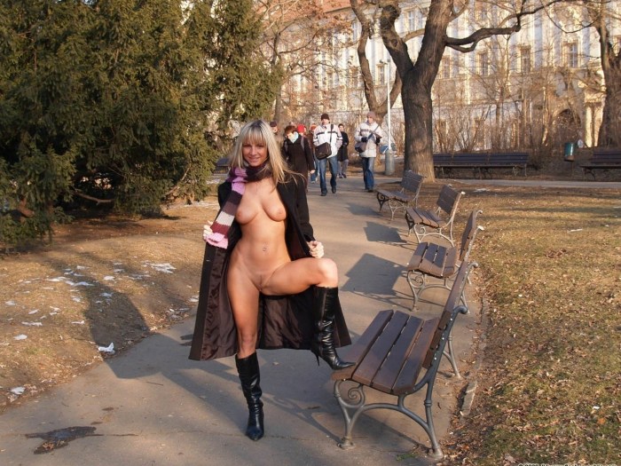 Women Exhibitionists