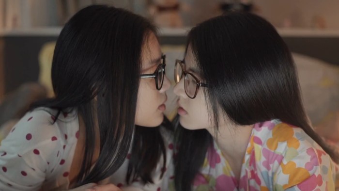 Japanese kisses
