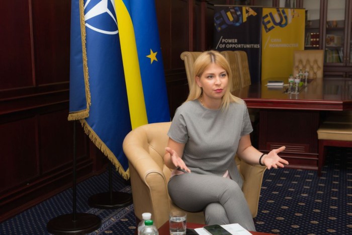 Olga Stefanishina is naked