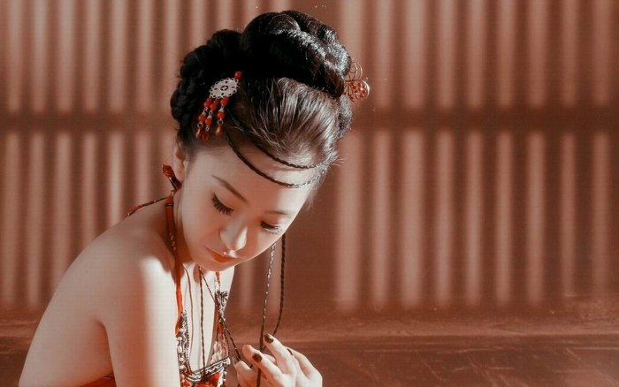 Video from Chinese baths