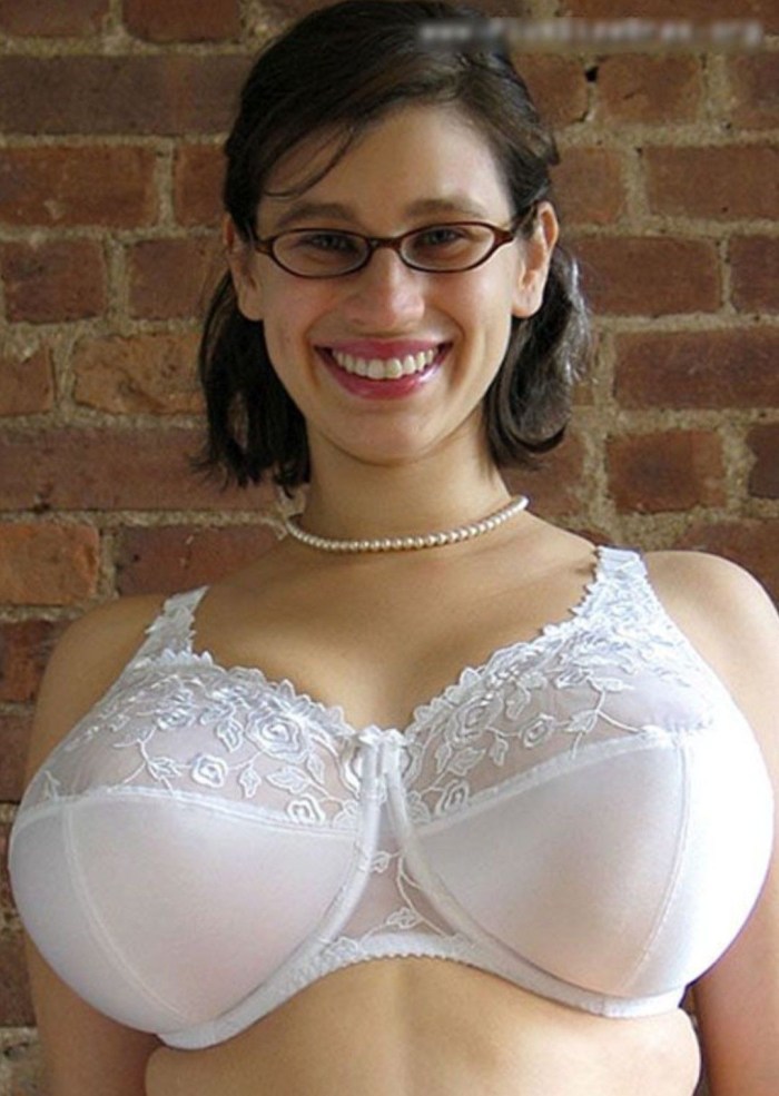 Lorna Morgan Lyngeri