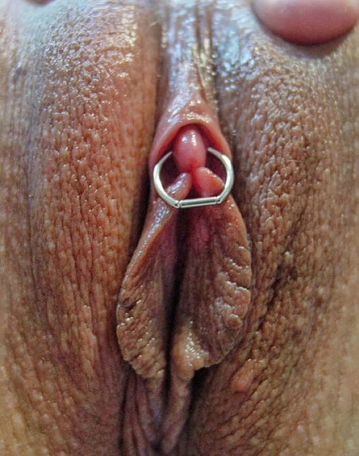 Pierce of the genitals 18 +