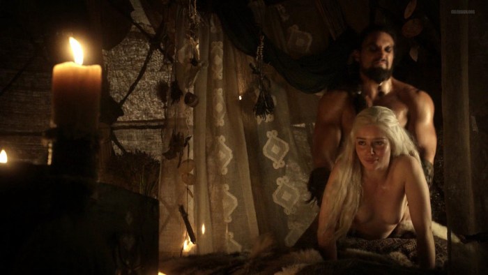 Lina Hidi Erotic scenes