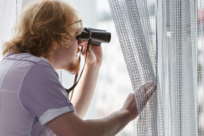 Observation of neighbors