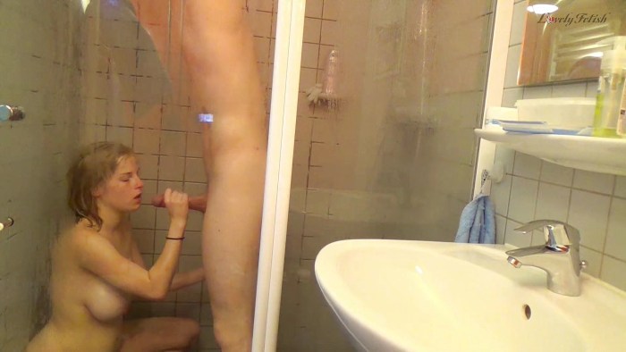Chinese women in the bath hidden camera
