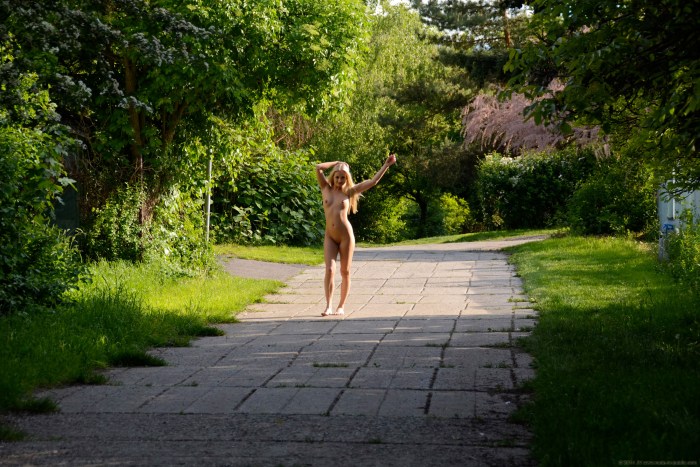Valald photo of tourists nude