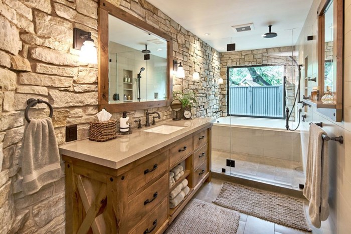 Bathroom finishing with stone