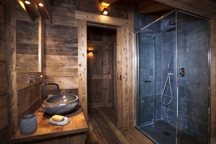 Bathroom with wooden trim