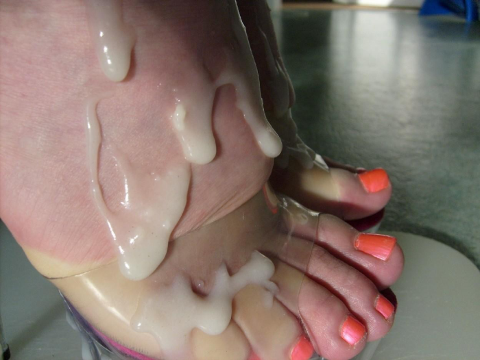 Cumshot on the feet shoes