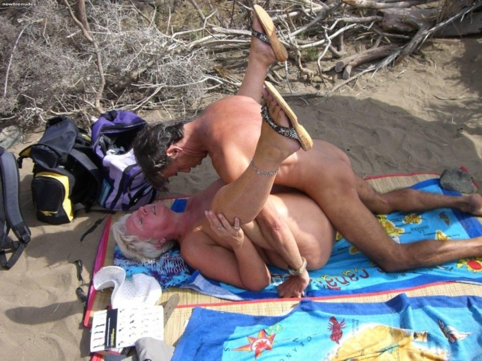 Old people fuck on the beach