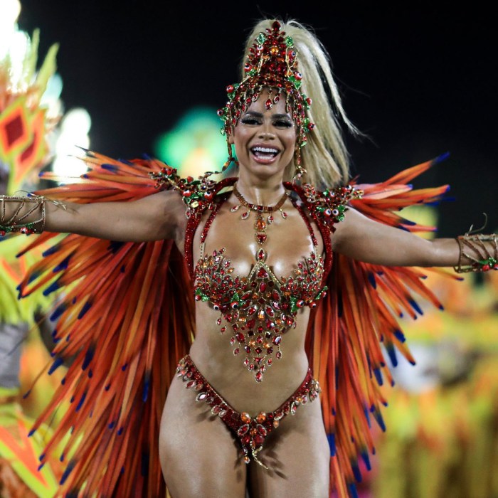 Andrea Martins Brazili Carnival