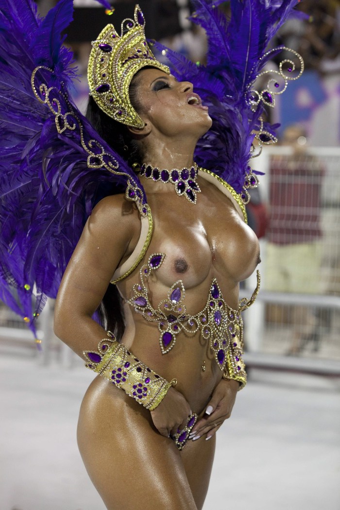 Carnival in Rio de Janeiro naked