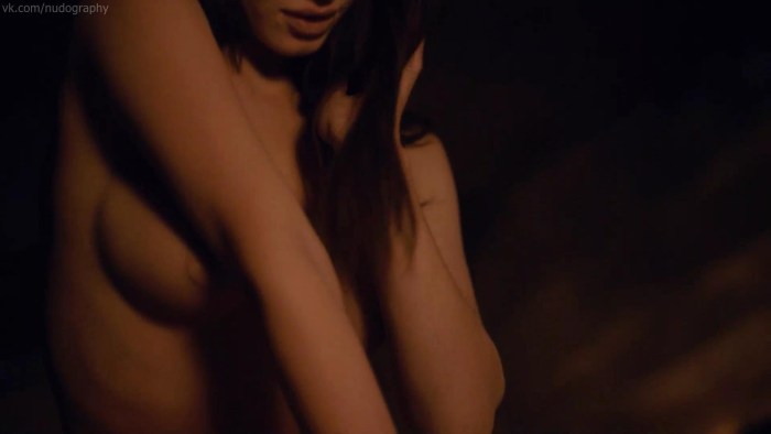 Julia Franz is hot