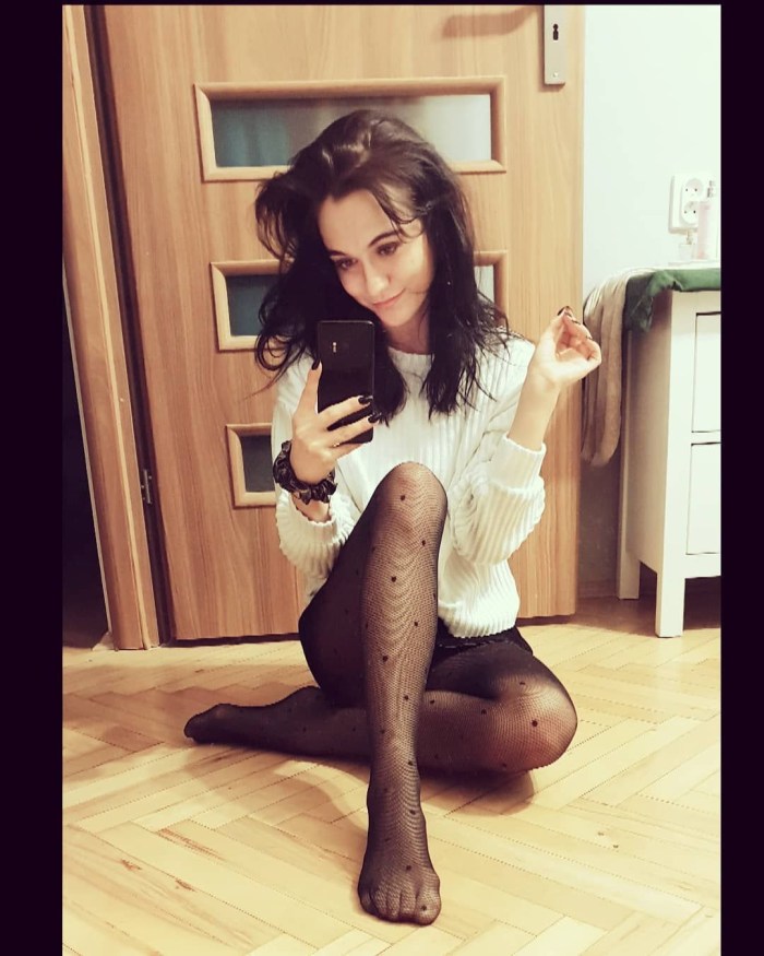 Beauties from social networks of stockings