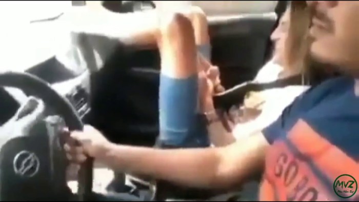 The blonde sucks in the car