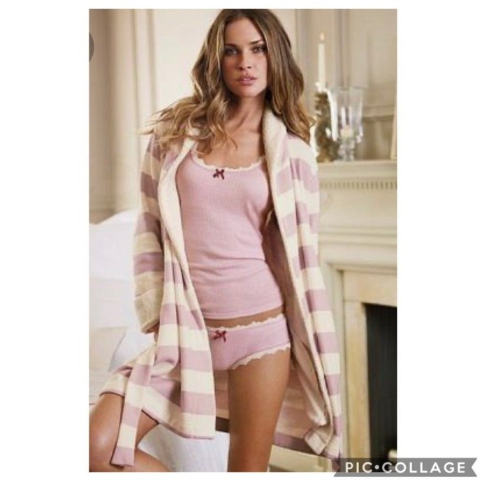 Erotic home clothes
