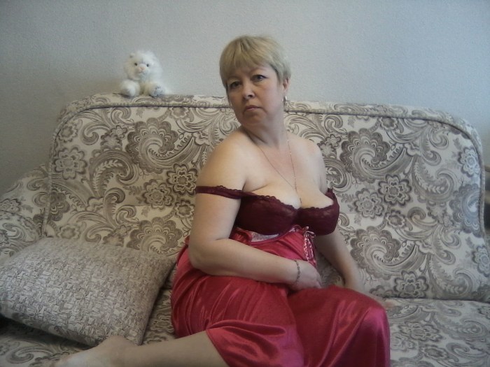 Mature women phone numbers
